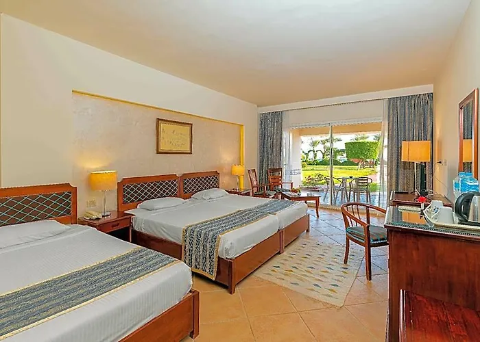 فندق Royal Pharaohs Aqua Park Makadi 4*